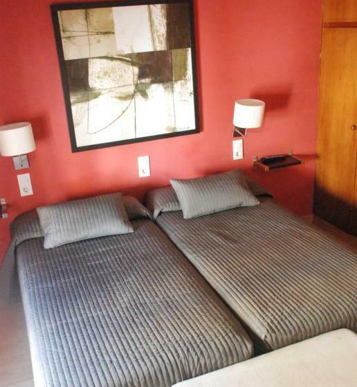 ホテル Hostal Delgado