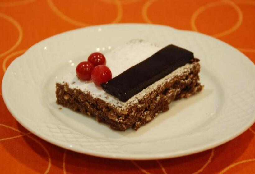 ホテル Hostal Delgado