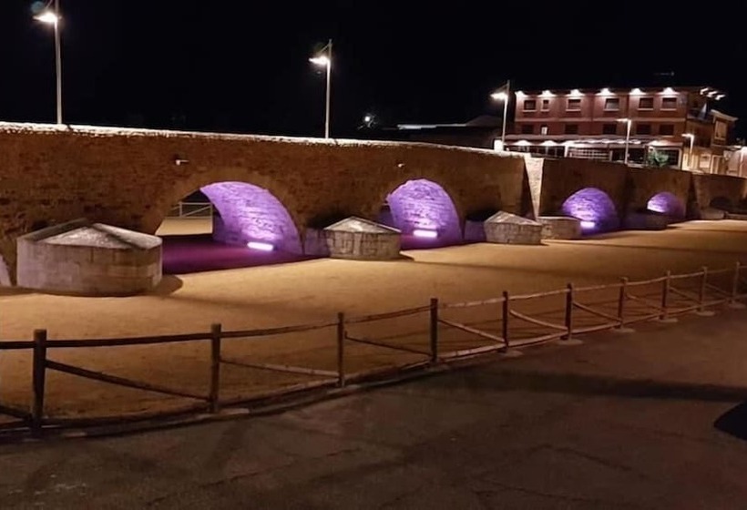 酒店 Hostal Don Suero De Quiñones