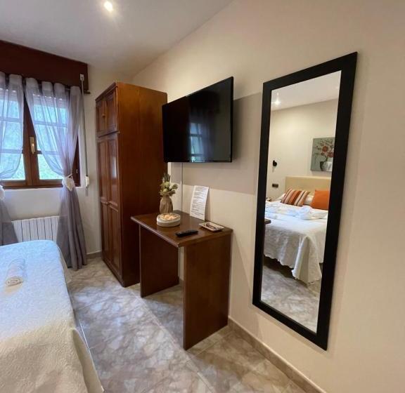 酒店 Hostal La Ruta