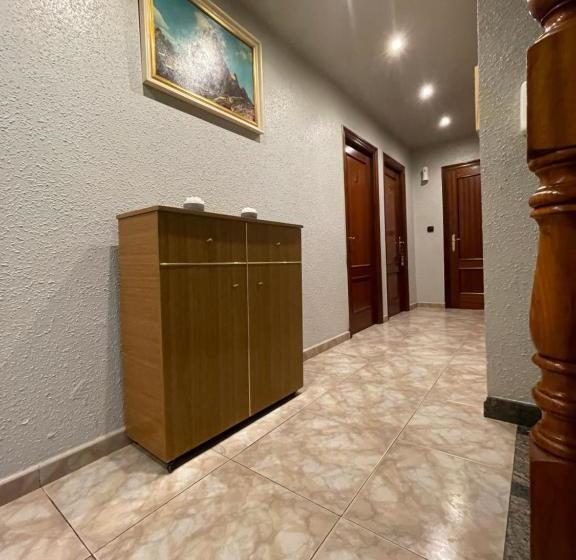 酒店 Hostal La Ruta