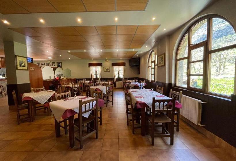 酒店 Hostal La Ruta