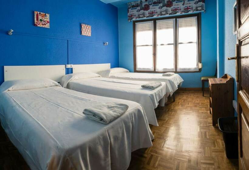 هتل Hostal Londres