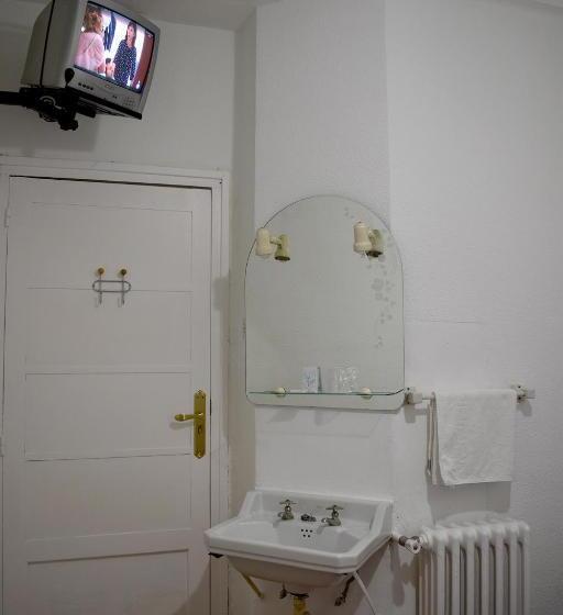 בית מלון כפרי Hostal Oviedo