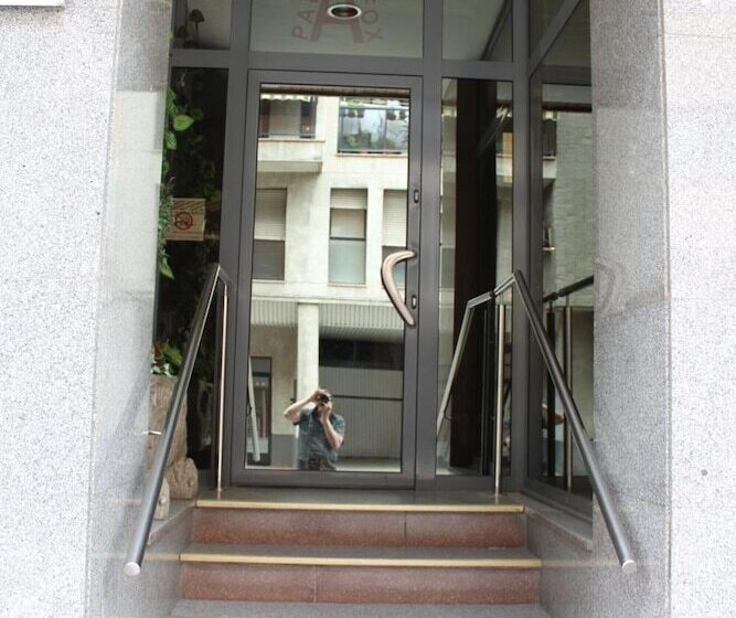 호텔 Hostal Palafox