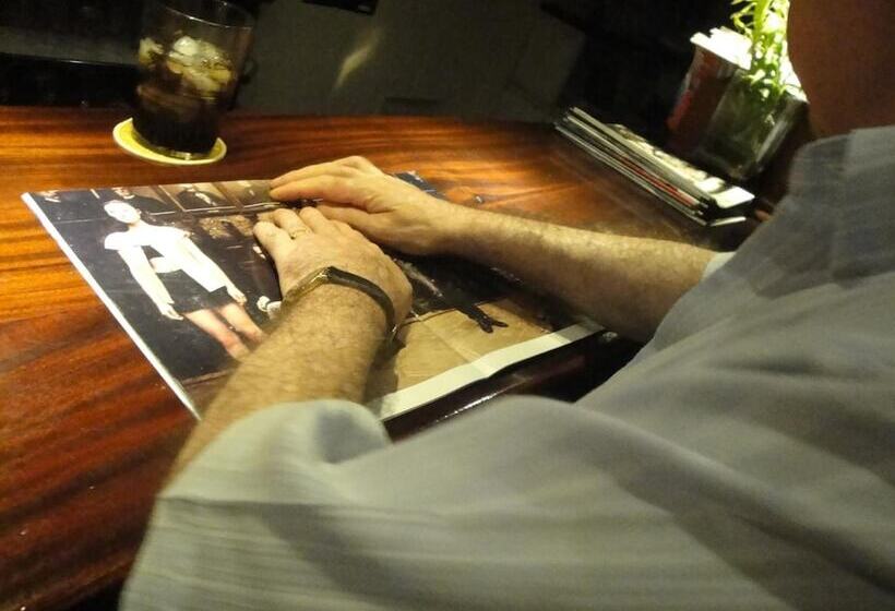 호텔 Hostal Palafox