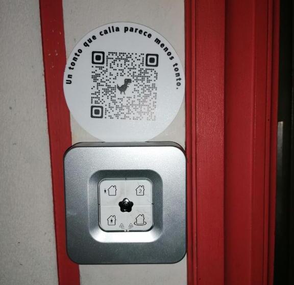 호텔 Hostal Palafox