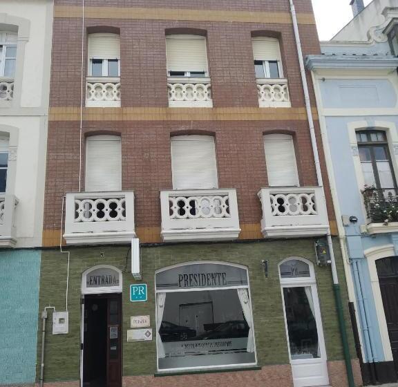 בית מלון כפרי Hostal Residencia Presidente