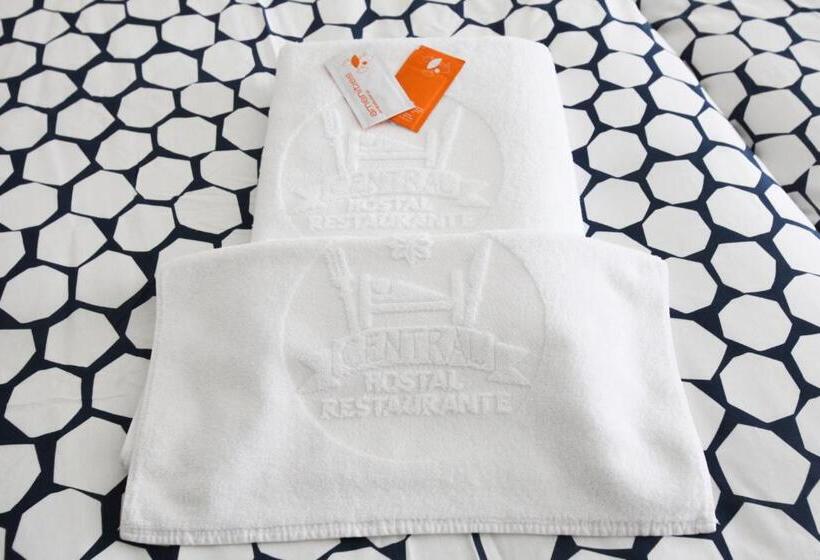 호텔 Hostal Restaurante Central