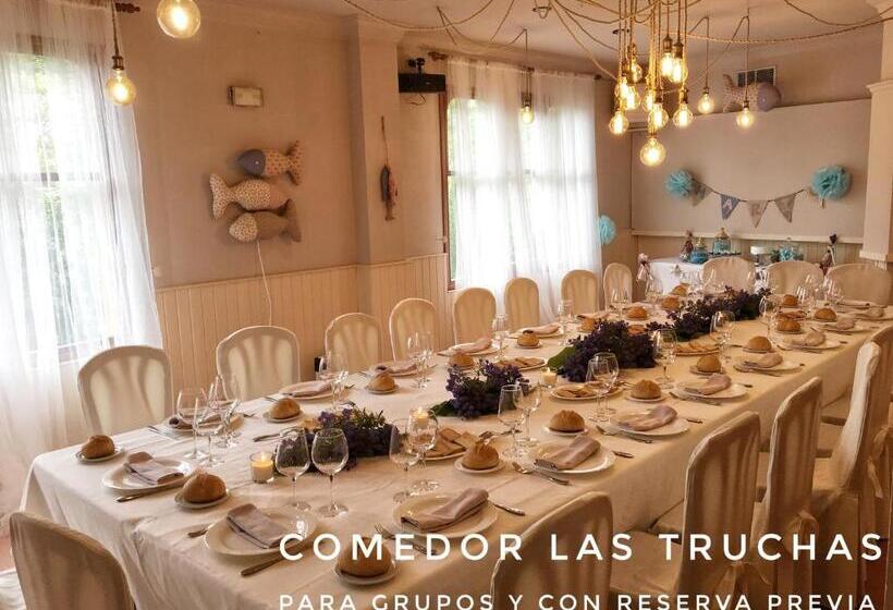 בית מלון כפרי Hostal Restaurante Méndez El Guardia