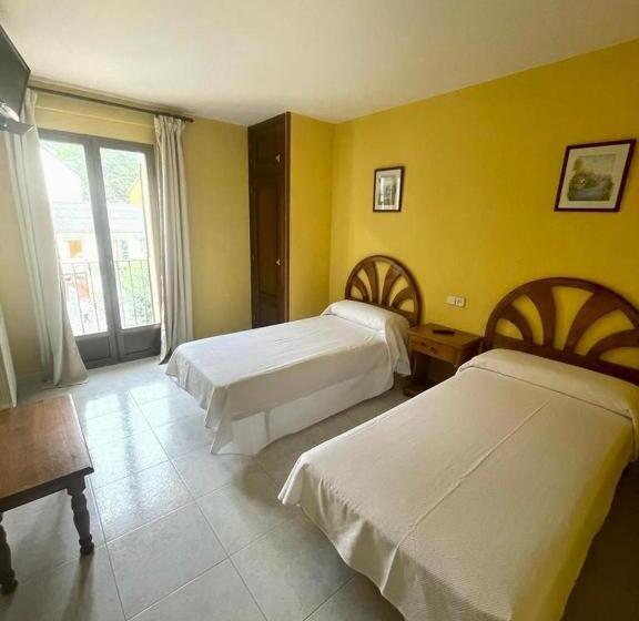 בית מלון כפרי Hostal Rural Sositana