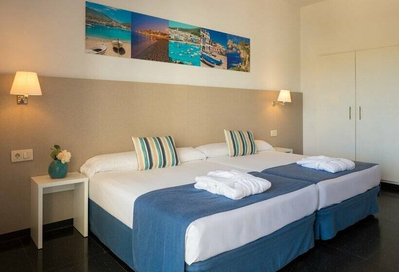 Отель htop Caleta Palace