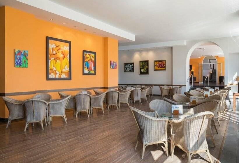 Отель htop Caleta Palace