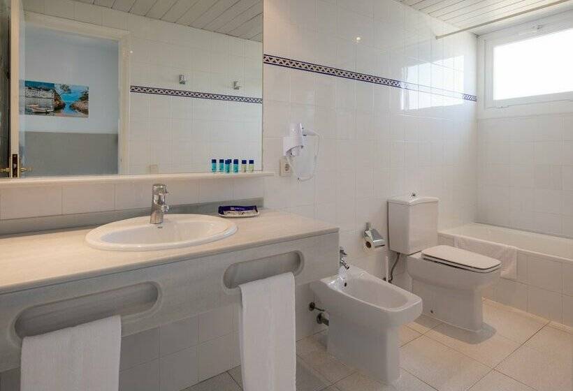 Отель htop Caleta Palace