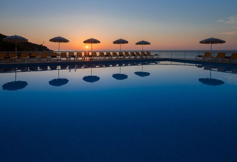 Отель htop Caleta Palace