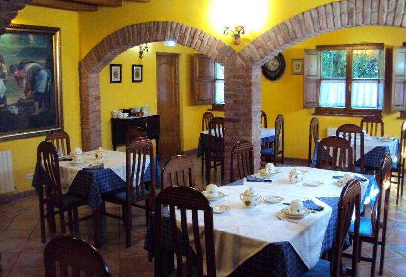 فندق La Biesca Sebreñu