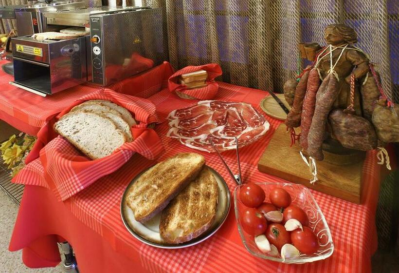 Отель La Brasa De Riudarenes