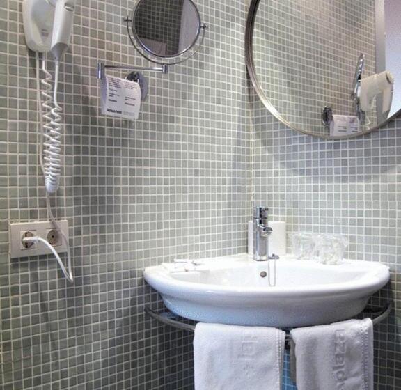 ホテル La Plaza Ii