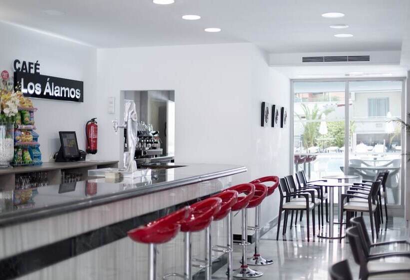 Отель Los Alamos