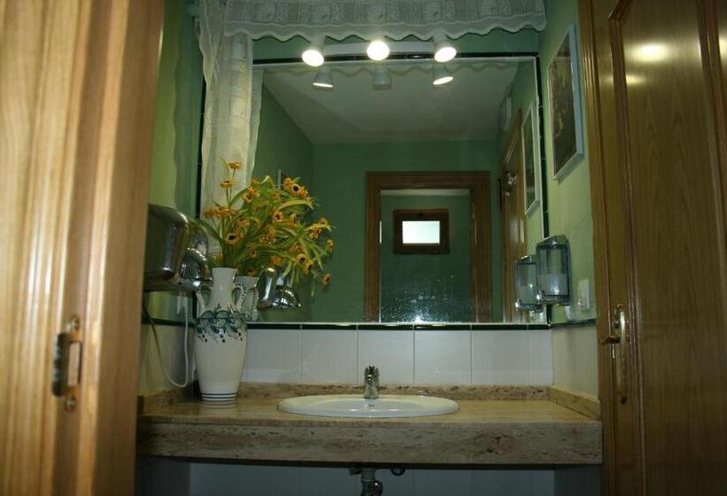 בית מלון כפרי Mirasierra