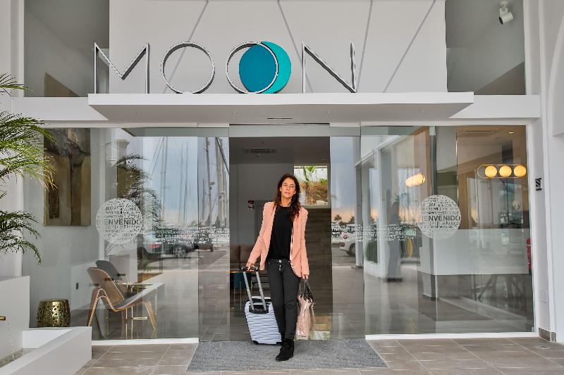 Moon Hotel & Spa