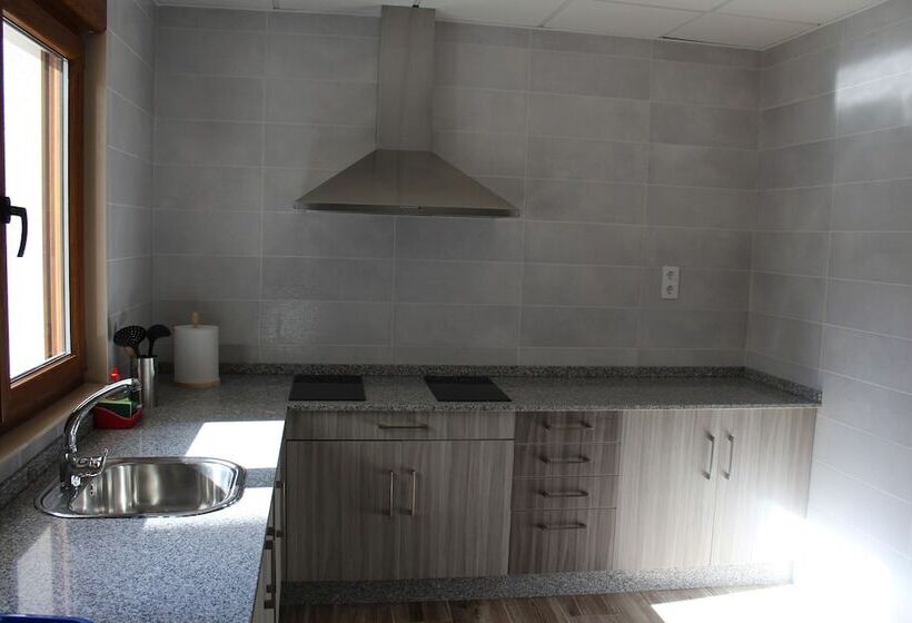 فندق Pensión Albergue O Pedregal