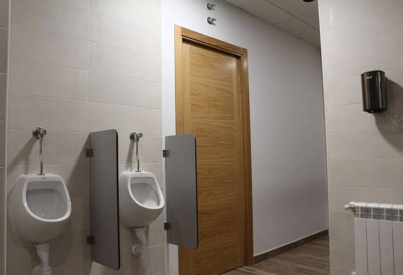 فندق Pensión Albergue O Pedregal