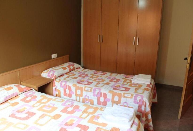 فندق Pensión Albergue O Pedregal