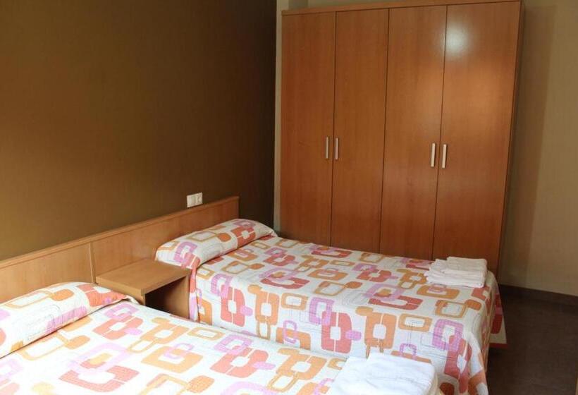 فندق Pensión Albergue O Pedregal