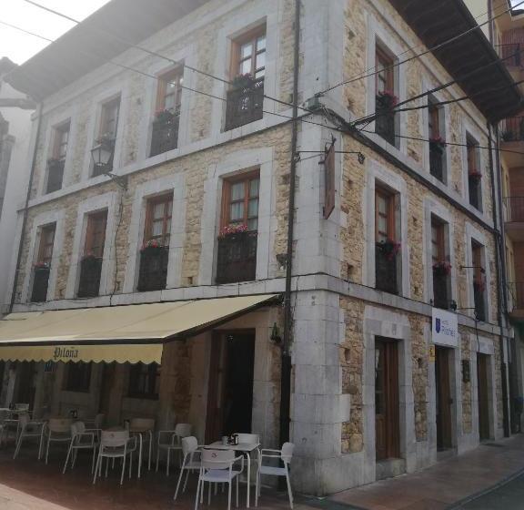 בית מלון כפרי Piloñés