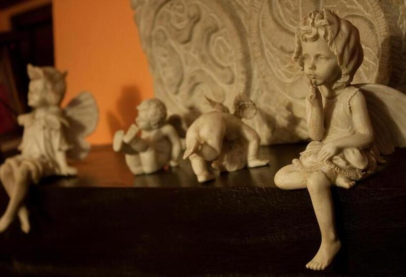 هتل Posada De La Abadia   Adults Only