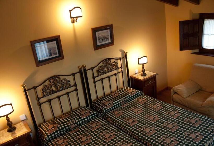 هتل Posada De La Abadia   Adults Only