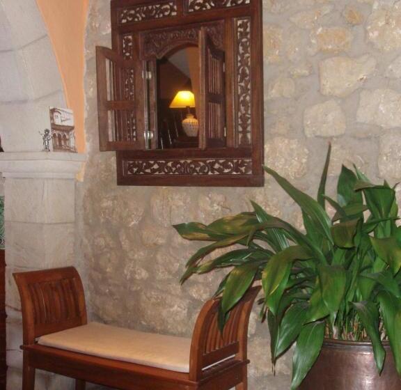 هتل Posada De La Abadia   Adults Only