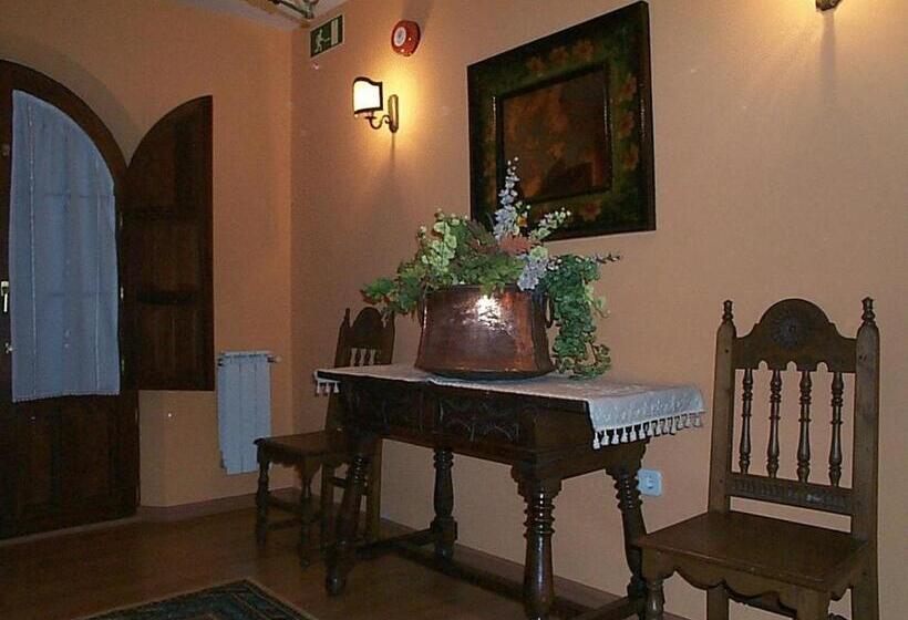 هتل Posada De La Abadia   Adults Only