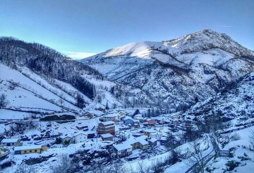 فندق Restaurante Casa Manolo