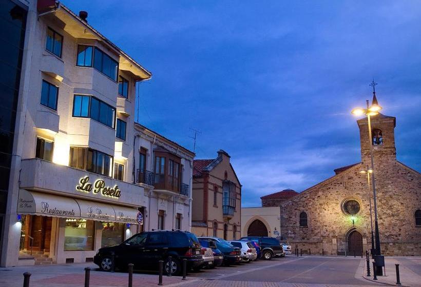 ホテル Restaurante La Peseta