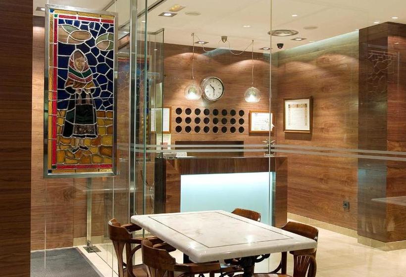 ホテル Restaurante La Peseta