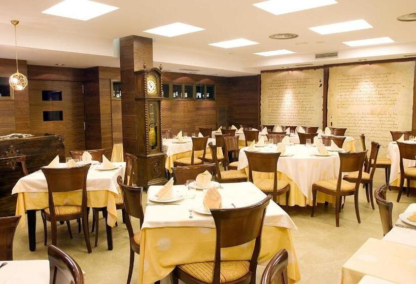 ホテル Restaurante La Peseta