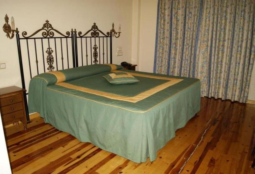 ホテル Riopar Spa