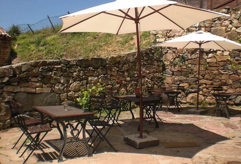 فندق ريفى Rural Genestoso