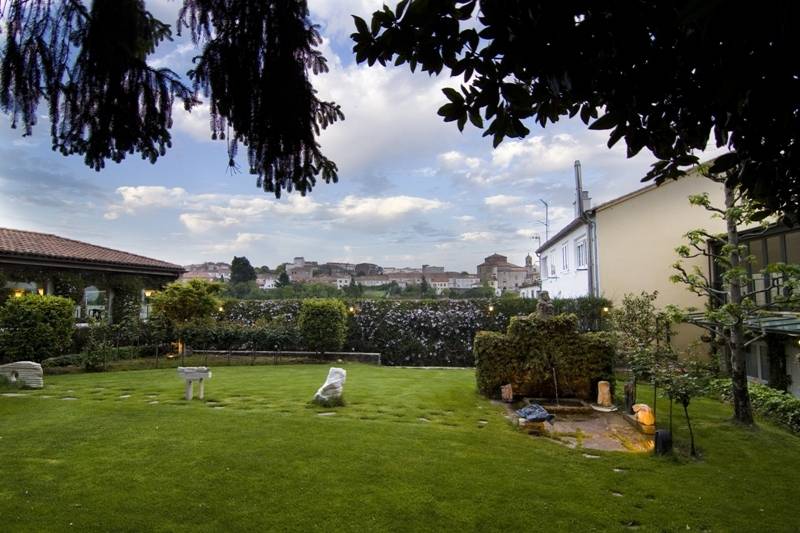 田舎風ホテル Virxe Da Cerca By Pousadas De Compostela