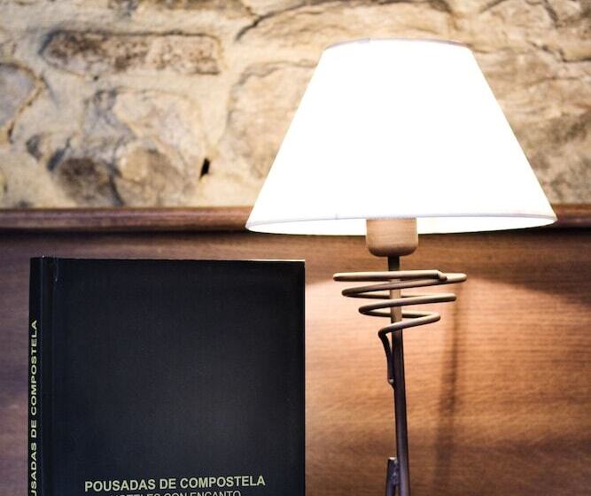 호텔 San Clemente By Pousadas De Compostela