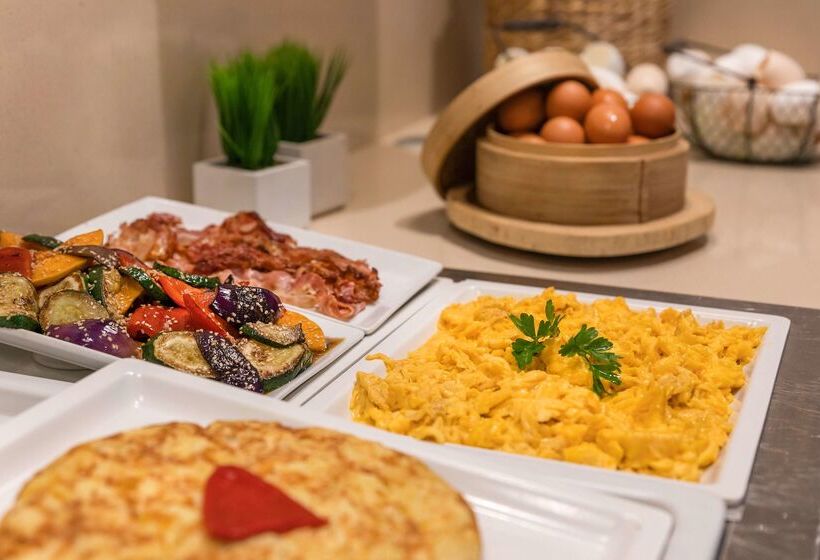 ホテル Santiago Plaza Affiliated By Meliá