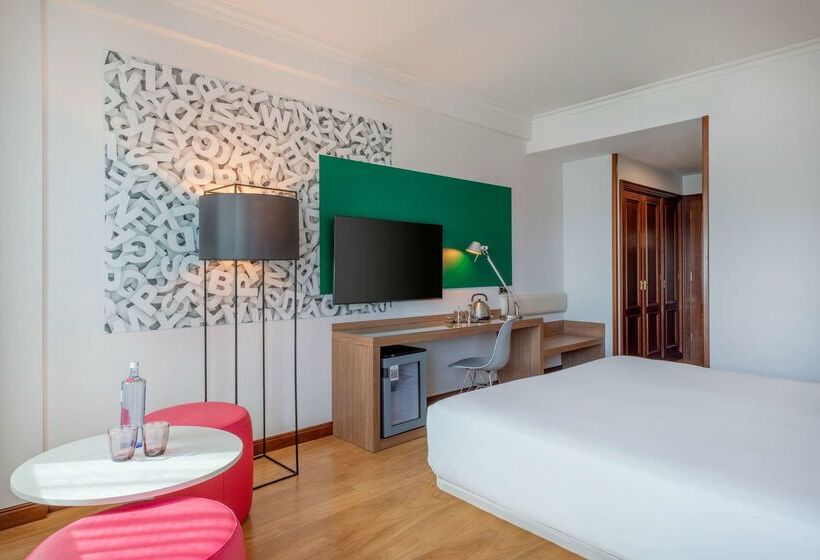 ホテル Santiago Plaza Affiliated By Meliá