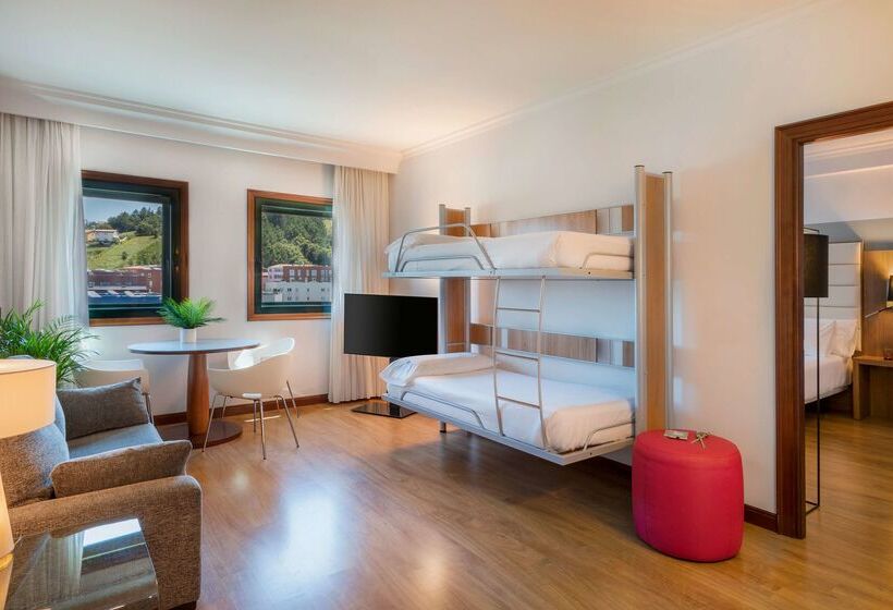 ホテル Santiago Plaza Affiliated By Meliá