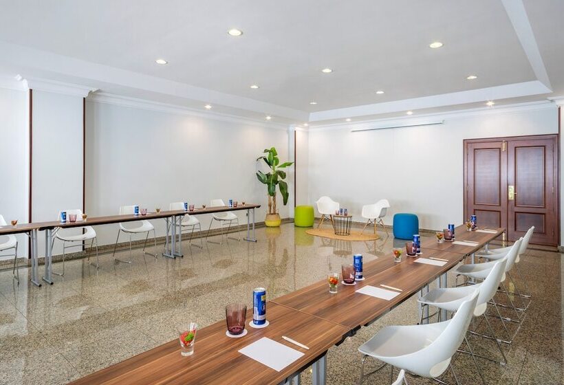 ホテル Santiago Plaza Affiliated By Meliá