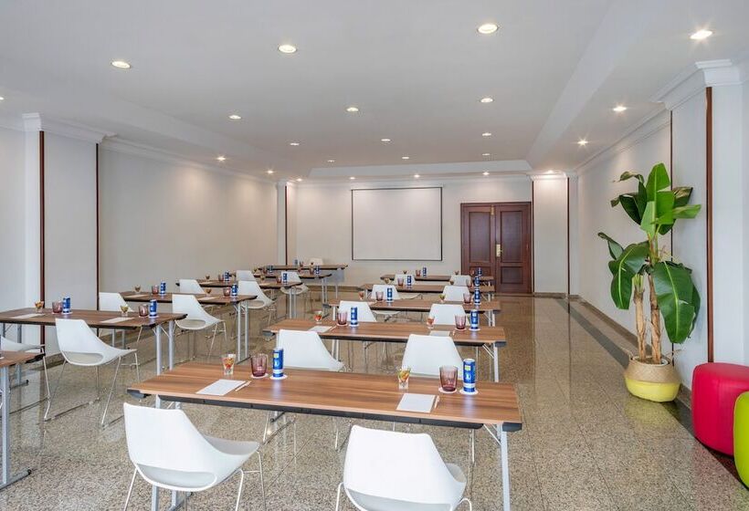 ホテル Santiago Plaza Affiliated By Meliá