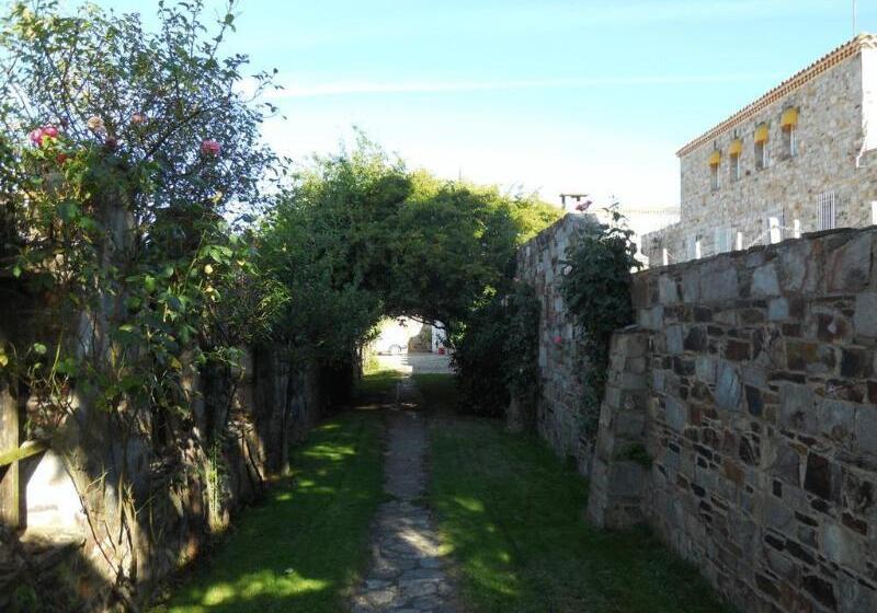 בית מלון כפרי Temple Pradorrey