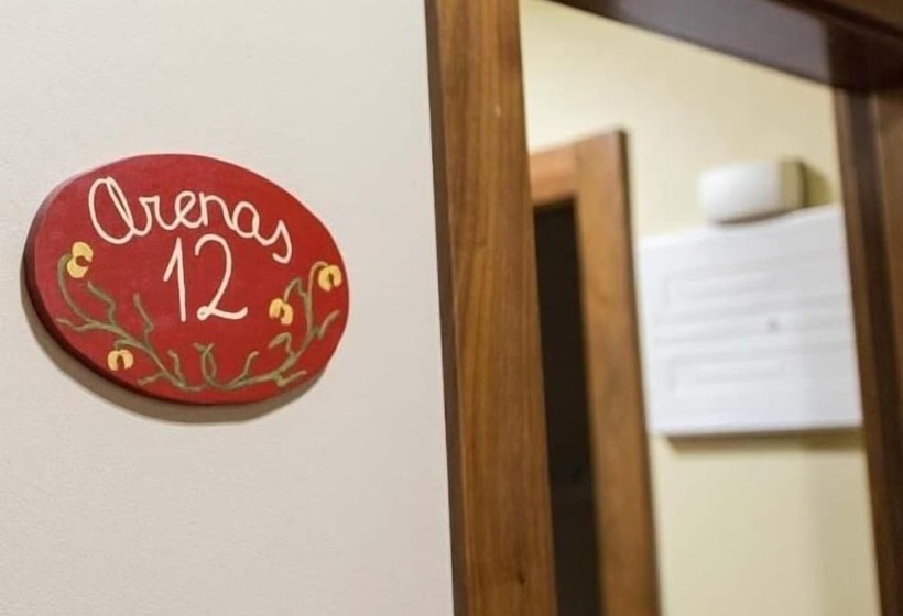 فندق Apartamentos Villa De Cabrales