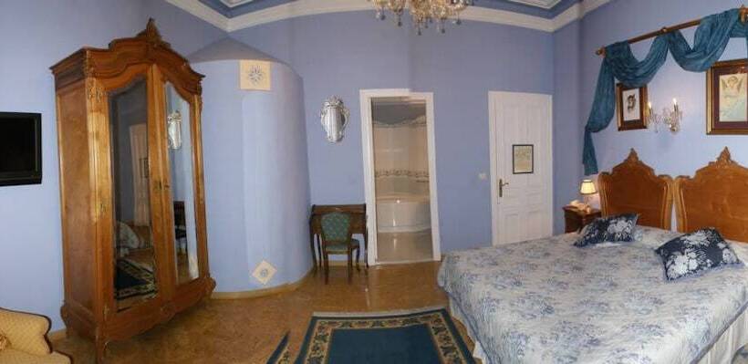 فندق Villa La Argentina